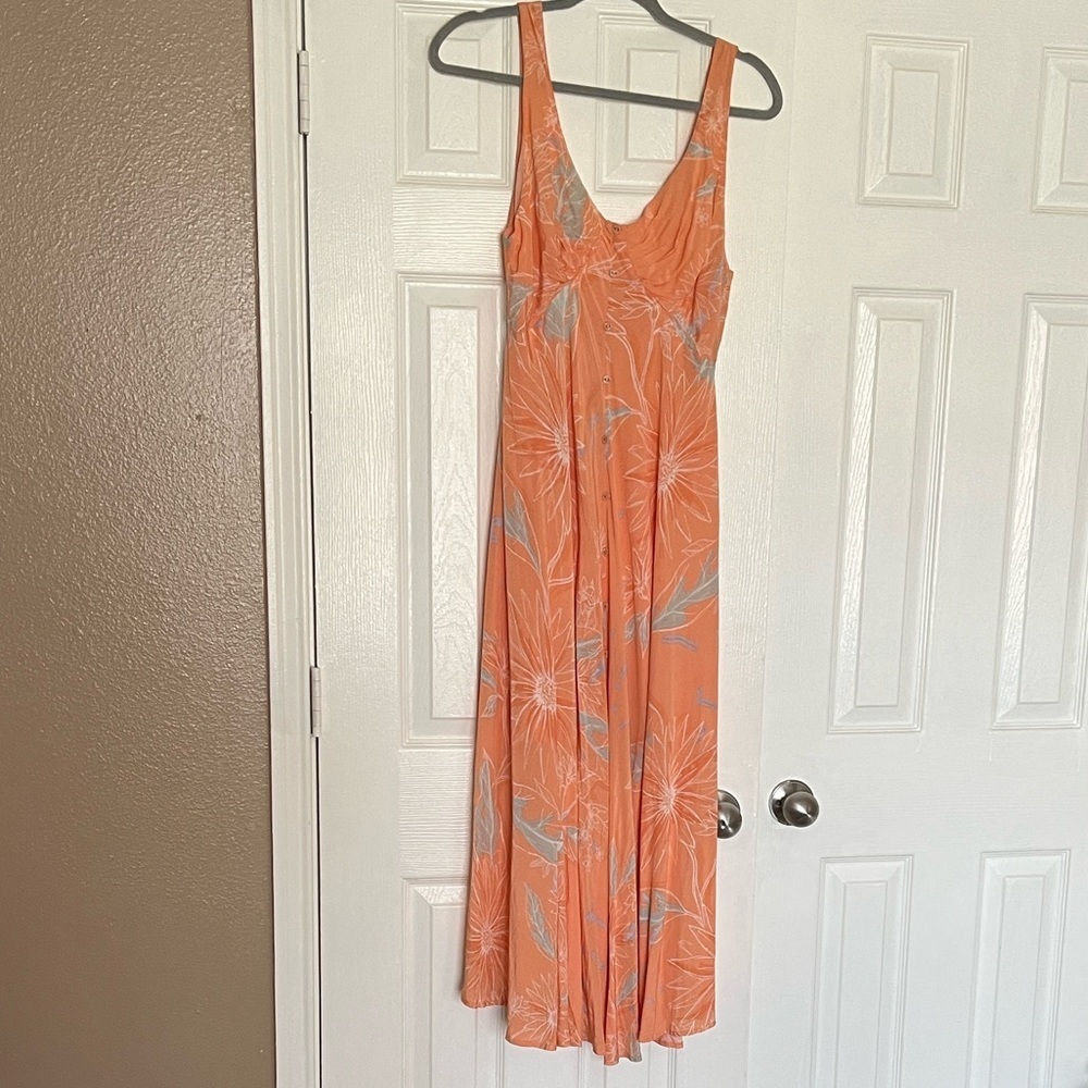 ASTR coral Floral Sleeveless Dress size M